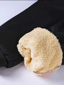 （建议选大一码）男士牛头印花套头衫，带保暖连帽卫衣，适合秋冬季节穿着，黑色印花连帽保暖长袖上衣，男士冬季保暖服，适合秋冬季节室内外活动，可作为礼物送给朋友、丈夫、男友。 - 黑色 - 查看 6