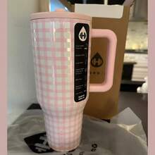Original HydroJug Traveler 32 Oz/40 Oz Water Bottle With Handle & Flip Straw - Fits In Cup Holder, Leak Resistant Tumbler-Reusable Insulated Stainless Steel & Rubber Base - Gifts For Women & Men - Pink Gingham - 查看 10