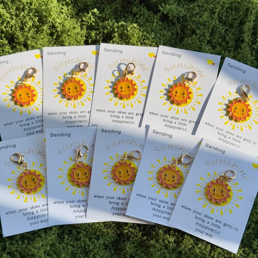 5件套活力太阳钥匙扣，迷你包包挂饰，附赠励志太阳贺卡，适合作为鼓励礼物送给家人、朋友、同事和员工，也是一份充满正能量的礼物。
