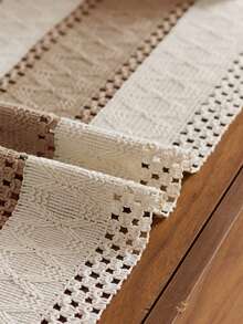 Boho Rustic Farmhouse Dining Table Runners , Dresser Runners Cover Top For Bedroom, Living Room Kitchen, Nightstand, End Table,Fall Thanksgiving Country Table Decor, Bridal Shower, Burlap Table Runner ,Beige Macrame Coffee Table Runners ,Suitable For Bedside Table TV Microwave Washing Machine Refrigerator Dust Cover