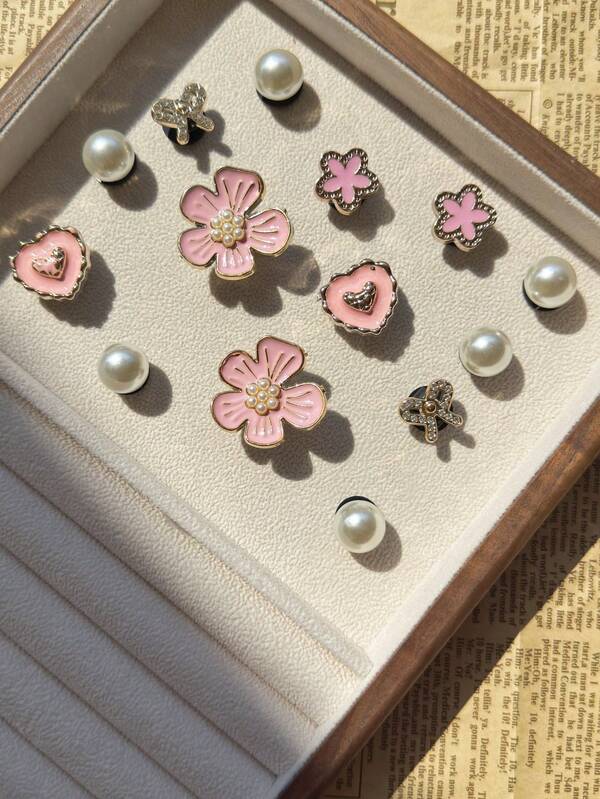 14pcs Assorted (Pink Pearl Flower, Flower, Bow, Heart, ABS Semi-Circle Pearl) Shoe Clips, DIY Decorations, Suitable For Women's Sandals, Slippers, Beach Bags. Multifunctional Shoe Clips, Ideal As Gifts For Christmas, Halloween And Birthday Parties.