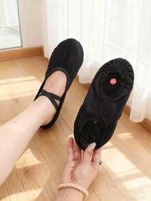 Premium Women's Flat Shoes, Slip-On Criss-Cross Strap Black Yoga/Dance Shoes, Indoor Sports Shoes, Girls' Home Slippers, Sports/Dance Canvas Shoes For Dance Practice, Performance, Professional Dance Hall, Lightweight, Comfortable, Soft, Durable - Black - View 3