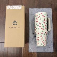 hydrojug Original Traveler - 32oz 40oz Water Bottle With Handle & Flip Straw - Fits In Cup Holder, Leak Resistant Tumbler-Reusable Insulated Stainless Steel & Rubber Base - Gifts For Women & Men, - Cream Strawberry - 查看 4