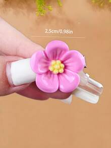 5/10pcs/Set Cute 3D Flower Hair Clips - Suitable For Girls And Women, From Dreamy Light Purple To Vibrant Bright Yellow, Each Flower Looks Lifelike, With Delicate Petal Texture And Bright Stamen Design, Elegant And Adorable. Suitable For Daily School, Events, Weekends, Birthday Parties, Etc. Whether Tied In A Playful Ponytail Or Braided Into An Elegant Braid, A Simple Clip Can Add Natural, Lively Beauty To Your Hairstyle