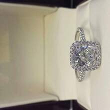 1 pieza Anillo de compromiso elegante y brillante para mujer, plateado con circonita cúbica sintética brillante, adecuado para bodas, bandas nupciales, joyería, regalo perfecto para aniversarios, San Valentín y cumpleaños/Navidad