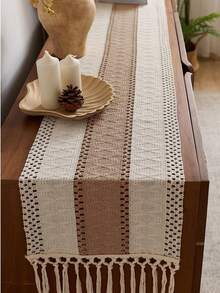 Boho Rustic Farmhouse Dining Table Runners , Dresser Runners Cover Top For Bedroom, Living Room Kitchen, Nightstand, End Table,Fall Thanksgiving Country Table Decor, Bridal Shower, Burlap Table Runner ,Beige Macrame Coffee Table Runners ,Suitable For Bedside Table TV Microwave Washing Machine Refrigerator Dust Cover