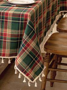 1pc Christmas Green Tablecloth, Tassel Fringe, Retro Green Plaid, Brushed Woven Fabric, Rectangular, Washable, Suitable For Coffee Table, Bedside Cabinet, Autumn/Winter Dining Table Decor, Suitable For Home, Kitchen, Party, Holiday, Christmas, New Year Decoration