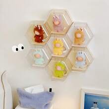 [Tủ trưng bày chống bụi treo tường] 1 cái, Phù hợp với tủ lưu trữ mini LABUBU4.0, Tủ trưng bày treo tường hình lục giác, Tủ trưng bày mới năm 2025, Hộp lưu trữ Acrylic, Hộp lưu trữ trong suốt, Thiết kế treo tường, Rất thích hợp để sưu tập và trưng bày đồ chơi nhồi bông trong |The Monsters Pin Of Love |4.0 Series. Đây là món quà tinh tế và lý tưởng cho Halloween, Giáng sinh và những món quà tinh tế khác (Không bao gồm búp bê). - Nhiều màu - Xem 12