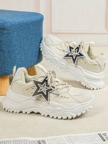 Beige Star Black and White