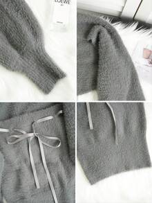 2pcs Sexy & Alluring Grey Cropped Camisole Top & Faux Fur Long Sleeve Sweater Shawl Set, Suitable For Dates, Commuting, Christmas, New Year