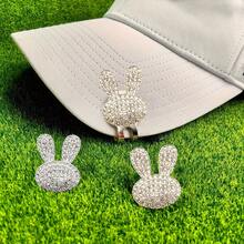闪闪发光的钻石兔子设计磁性帽夹高尔夫球标记 - 易于使用的高尔夫配件，用于在果岭上定位球，是送给高尔夫球手的礼物