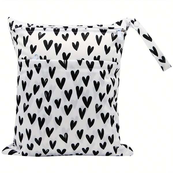 1 bolsa seca/molhada preta e branca com dois bolsos com zíper e alça - Organizador de fraldas de pano reutilizável e resistente, bolsa de natação, armazenamento de bomba tira-leite, bolsa de academia/praia/piscina - Estampa de coração fofa, design à prova de derramamento para bebês, adultos - Bolsa seca/molhada fácil de limpar para fraldas, peças de bomba, viagem, creche, itens essenciais para ioga - Organizador estiloso e funcional com corações pretos e base branca, bolsa molhada para fraldas de pano