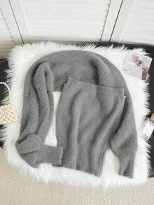 2pcs Sexy & Alluring Grey Cropped Camisole Top & Faux Fur Long Sleeve Sweater Shawl Set, Suitable For Dates, Commuting, Christmas, New Year