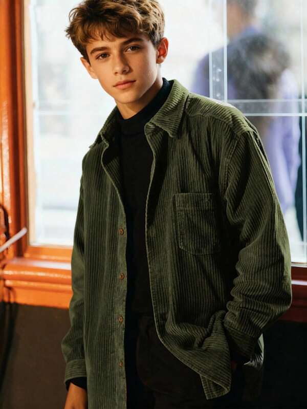 1 pieza Chaqueta casual de camisa de pana de unicolor para adolescentes varones, camisa abotonada de manga larga y cuello versátil con bolsillos, adecuada para uso casual y para ir al trabajo, gran regalo para amigos