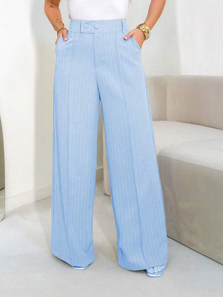 FASHION MO, REF: H928 Women's Pants, Plaid Pants, High Waist, Striped, Modern Style, Elegant Look, Casual Pants, Sophisticated Look, Versatile Piece, Women's Fashion, Stylish Pants, Classic Plaid Print, Urban Look, Perfect Fit, Contemporary Design, Comfort And Style, Ideal For Everyday Wear, Printed Pants, Striking Look, Refined Style, High Quality Pants, Current Fashion, Tailored Touch, Elegant Casual Wear, Impact Pants, Feminine Style With Personality. - Màu xanh nhạt - Xem 1