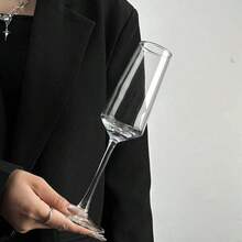 优雅长柄香槟杯，透明起泡酒杯，适用于派对、酒吧、餐厅、洗碗机、婚礼香槟杯、白色香槟杯、手工制作的派对玻璃器皿、餐厅饮料用品、长颈设计、透明玻璃材质、无铅、可重复使用的玻璃杯、酒吧必备用品、酒杯套装、活动策划师、婚礼组织者 - 透明 - 查看 3