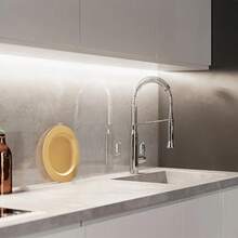 NBBUFF 3ft-100ft Luzes LED com Botão USB para Iluminação Residencial, Basta Plugar e Ligar, Muito Fácil de Instalar, Luzes Brancas Quentes 3000k e Brancas 6500k, Luzes Noturnas Adequadas para Bottom de TV, Quarto, Armário, Iluminação de Showroom, Espelho, Máquina de Costura, Guarda-Roupa, Iluminação Noturna de Escada, Decoração de Halloween, Decoração de Natal