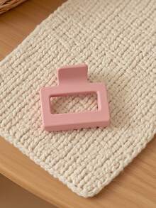 4/1pc Solid Color Ladies 5.5cm Square Plastic Small Hair Clip, Fashionable, Elegant, Stylish, Minimalist, For Everyday Wear, Party, Commute, Vacation - For Styling, Washing, Makeup, Clothing Accessories Hair Clip Summer Hair Clip Chin Hair Clip Hair Clip Handle Hair Clip, School Supplies, University At The End, Do Not Miss Elegant Claw Clip Winter Hair Accessories Fashion Hair Clutch