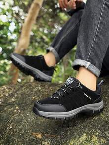 Paar Herren-Wanderschuhe, Herbst/Winter 2025, neue, strapazierfähige Reiseschuhe, lässige Trekkingschuhe, Wanderschuhe, Herrenstiefel, kurze Stiefel, Sportschuhe mit dicker Sohle, abriebfest, Größen 36–46