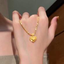 1pc Heart-Shaped Pendant Necklace, Vintage, Sweet, Niche, Unique, Sweater Chain, Collarbone Chain Style