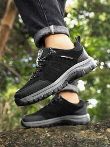 Paar Herren-Wanderschuhe, Herbst/Winter 2025, neue, strapazierfähige Reiseschuhe, lässige Trekkingschuhe, Wanderschuhe, Herrenstiefel, kurze Stiefel, Sportschuhe mit dicker Sohle, abriebfest, Größen 36–46