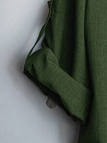 Camicia a maniche lunghe con colletto asimmetrico e polsini arrotolati, di colore unito, adatta a tutte le stagioni, per donne taglia comoda - Verde militare - Visualizzare 4