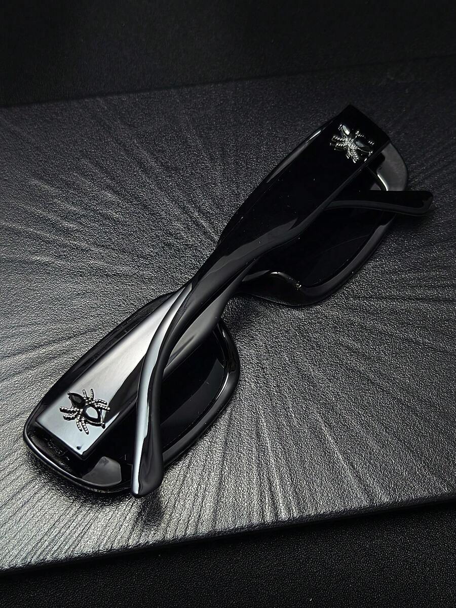 1pc Black Gemstone Spider Shaped Hip Hop Rock Vintage Small Square Sunglasses, Fashionable Eyewear For Men & Women, Y2K Leopard Print, Rimless Tinted, Vintage Classic, Retro, Luxury, Travel, Sun Protection, Decorative Eyewear - 黑框/全灰(黑蜘蛛) - 查看 1