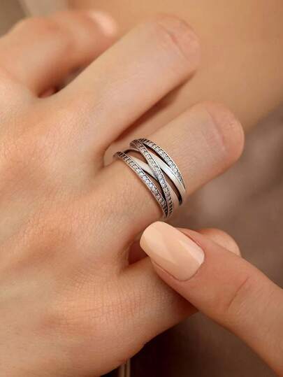 Anel feminino em prata de lei 925 com design de linhas, versátil para uso diário, acessório para festas, anel de alta qualidade e joia requintada para presente.