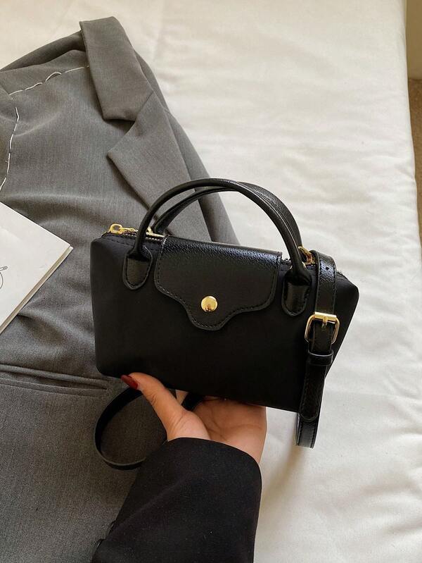 New Fashion High-Capacity High-End Korean Style Casual Minimalist Lightweight Versatile Nylon Square Tote Bag For Women