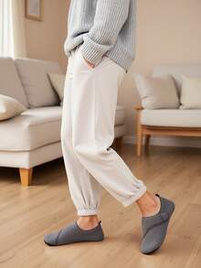 Pantuflas para adultos ajustables y cómodas - Suaves, cálidas, de moda, adecuadas para el hogar, viajes, uso en exteriores/interiores, perfectas para otoño, invierno y primavera! - Gris Oscuro - Ver 5