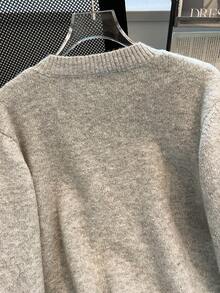 1 pieza Suéter gris elegante de mujer de unicolor minimalista, suave con lentejuelas brillantes, de cuello redondo, manga larga, corte holgado, moda de otoño - Gris Claro - Ver 5