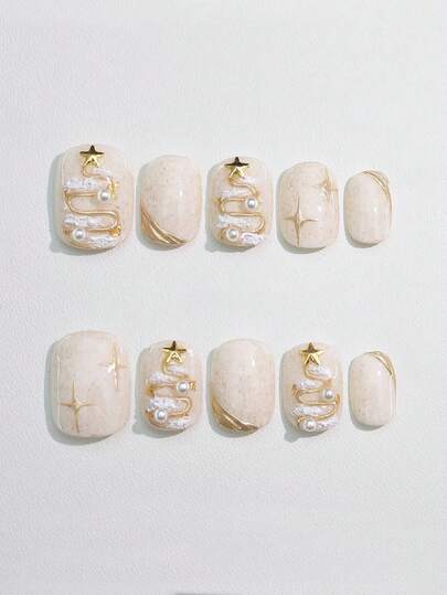 10 pezzi di unghie finte ovali realizzate a mano, unghie dorate in stile Y2K semplice e delicato, con decorazione dipinta a mano di alberi di Natale e sfumature dorate, unghie di temperamento raffinato che schiariscono la pelle, adatte per donne e ragazze, per feste di Natale e autunno/inverno e uso quotidiano