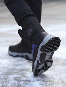 AFBB Botas de nieve para niños, zapatos de nieve de invierno cálidos para niños, impermeables y antideslizantes para adolescentes, botas de felpa gruesa para niñas y niñas, zapatos cálidos para exteriores para niños, adecuados para clima frío, caminar, acampar, senderismo y esquiar. La abertura lateral con facilita ponerse y quitarse estas botas de nieve. La suela texturizada proporciona tracción antideslizante.