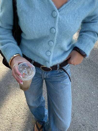 Women's Autumn And Winter Chill Street Casual Style Soft Knitted Cardigan, Suitable For Commuting Style, Street, Daily Outings And Other Occasions, Also Suitable For Evening Parties, Christmas Parties, New Year Parties And Other Occasions