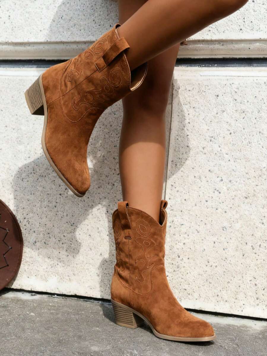 Women's Pointed Toe Mid-Calf Boots, Embroidered Suede Thick Heel Boots Pull-On Embroidered Brown Western Style Boots, Round Toe Mid-Calf Casual Riding Boots, Fashionable And Versatile Short-Barrel Cowboy Boots, New Autumn And Winter Styles - 咖色 - 查看 1