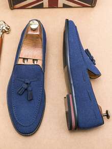 New Fashionable Vintage Men's Slip-On Penny Loafers, Gentleman's Leather Dress Shoes, Stylish Moccasins, Comfortable Slip-On Shoes, Breathable Soft-Sole Driving Shoes, Business Formal Men's Leather Shoes, Daily Commute Shoes, Elegant Round-Toe Solid Color Leather Dress Shoes, Casual Suit-Matching Men's Leisure Shoes. Suitable For Middle-Aged, Young People, Students Back-To-School, Graduation Ceremony, College Party, Banquet, Wedding Groom Shoes, Social Occasions, And Plus Size Men's Shoes For Spring, Summer, And Autumn.