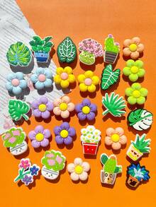 30 PIECES Flower And Plant Series, PVC Decorative Accessories, DIY Shoe Accessories Suitable For Beach Bags, Shoes And Gifts. Perfect For Birthday, Christmas, Valentine's Day, Halloween Parties. Shoe Accessories. Essential For Fashion Lovers.