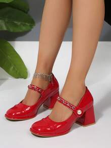 A Pair Of Women's High Heels, Red Patent Leather Thick-Heeled Mary Jane Shoes, Chain And Pearl Buckle Decoration, Retro French Style, Suitable For Christmas Matching Shoes - 紅色 - 查看 1