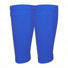 قطعتان من أكمام الجوارب الواقية للساق من الدرجة الاحترافية لتحسين تدريب كرة القدم الخاص بك. مصممة للاستخدام في كرة القدم الخارجية، وتتميز بقماش شبكي قابل للتنفس يعمل على امتصاص العرق بفعالية، مما يبقي ساقيك جافتين ومريحتين أثناء المباريات والجلسات التدريبية الشديدة. التصميم المحكم يضمن بقاء الواقيات للساق في مكانها بأمان، مما يوفر حماية موثوقة ضد الصدمات.