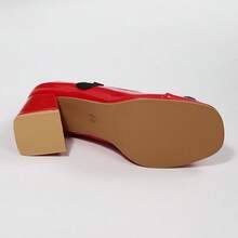 A Pair Of Women's High Heels, Red Patent Leather Thick-Heeled Mary Jane Shoes, Chain And Pearl Buckle Decoration, Retro French Style, Suitable For Christmas Matching Shoes - 紅色 - 查看 6