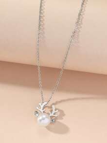 1 Piece Luxury, Stylish And Exquisite Style Christmas Cute Deer Head Pendant Pearl Necklace Suitable For Christmas Decoration And Other Holiday Decorations Christmas Surprise Gifts And Other Holiday Gifts For Family, Classmates And Friends