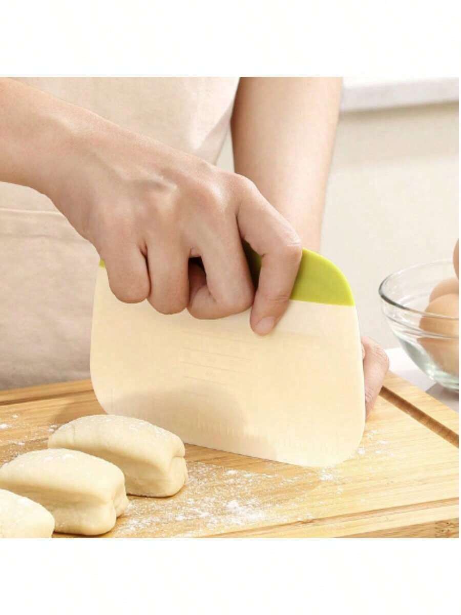 1pc Cake/Bread Slicer, Pastry Scraper, Sausage Scraper, Plastic Dough Scraper, Baking Tool - Multicolor - View 1