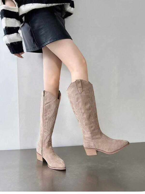 Botas de tacón grueso con estilo occidental y bordado para mujer