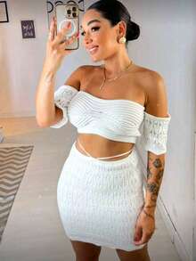 Conjunto cropped e saia estiloso e elegante  Simples    Malhado  Vazado / cortado - Branco - Visão 1