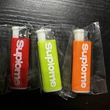 1pc Creative Novelty Squirt Water Gun Lighter Toy, Fun Prank Gadget