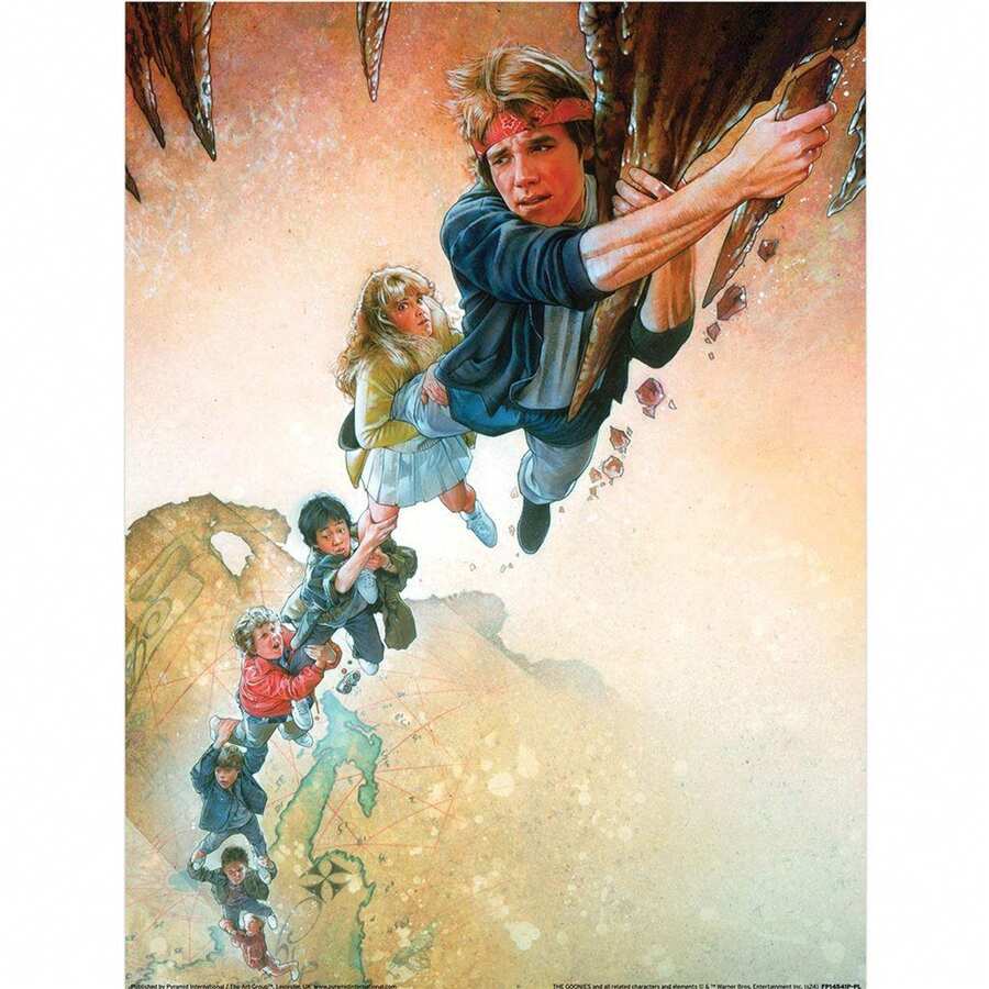 Warner Bros Hanging Paper Print (Multicoloured) - 100% Mixed - (PM10638) - Multicolor - View 1