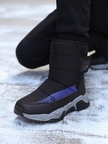 AFBB Botas de nieve para niños, zapatos de nieve de invierno cálidos para niños, impermeables y antideslizantes para adolescentes, botas de felpa gruesa para niñas y niñas, zapatos cálidos para exteriores para niños, adecuados para clima frío, caminar, acampar, senderismo y esquiar. La abertura lateral con facilita ponerse y quitarse estas botas de nieve. La suela texturizada proporciona tracción antideslizante.