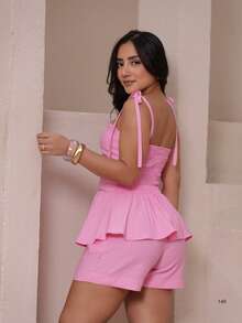 Conjunto Feminino Verão em Linho com Blusa de Babado e Short Meia Coxa Moda Casual Chic