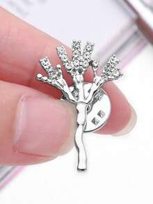 1 pieza Broche de metal con circonita de lujo y estilo de moda para médicos, enfermeras y uso diario como accesorio de joyería