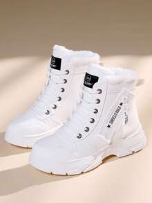 一双运动休闲女式雪地靴圆头户外系带秋冬皮革羊毛高帮靴时尚舒适2025新款